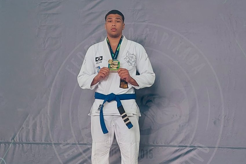 Atleta de São Francisco conquista cinturões e ouros no jiu-jitsu