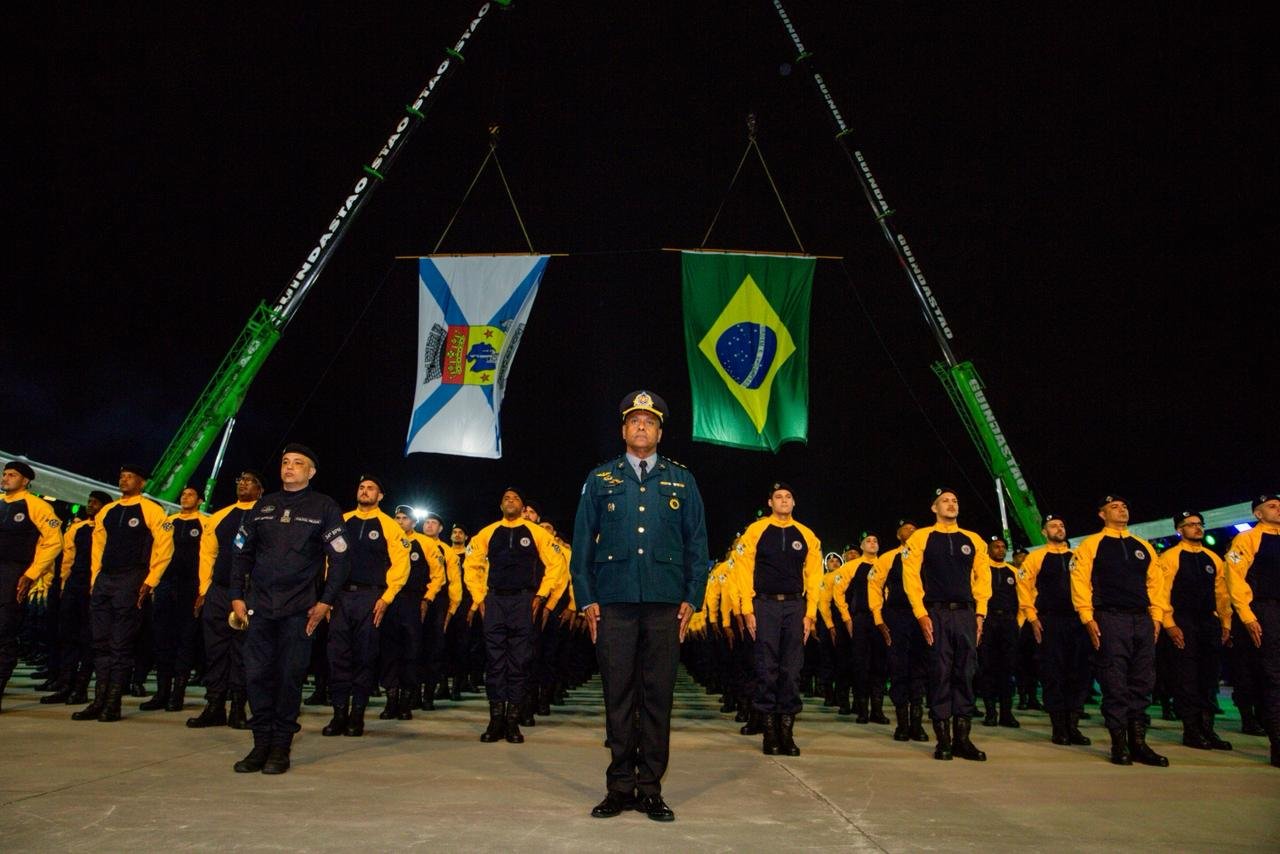 Duque de Caxias forma primeira turma da Guarda Civil Municipal Armada