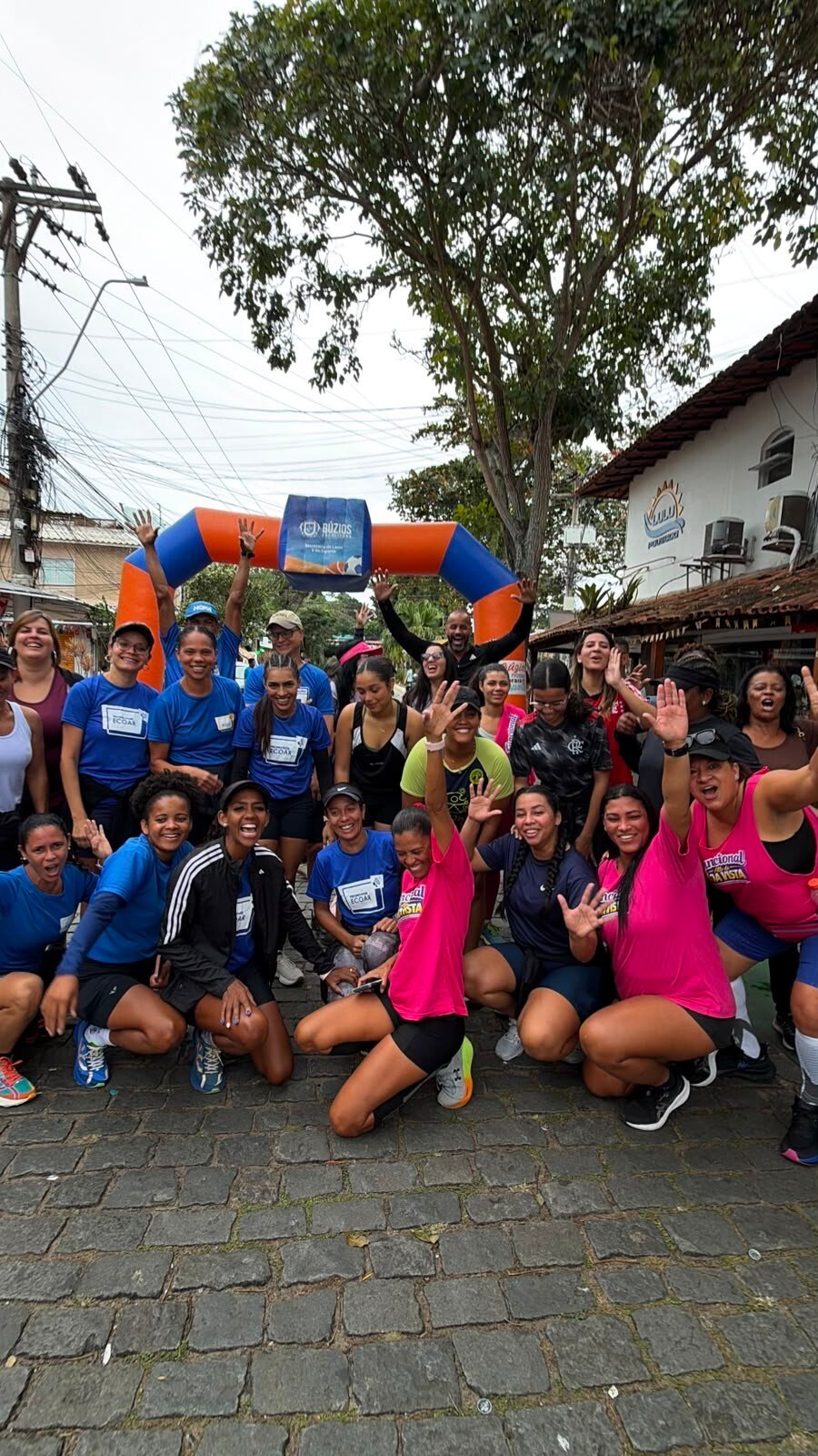 Treinão em Búzios prepara participantes para corrida do Agosto Lilás