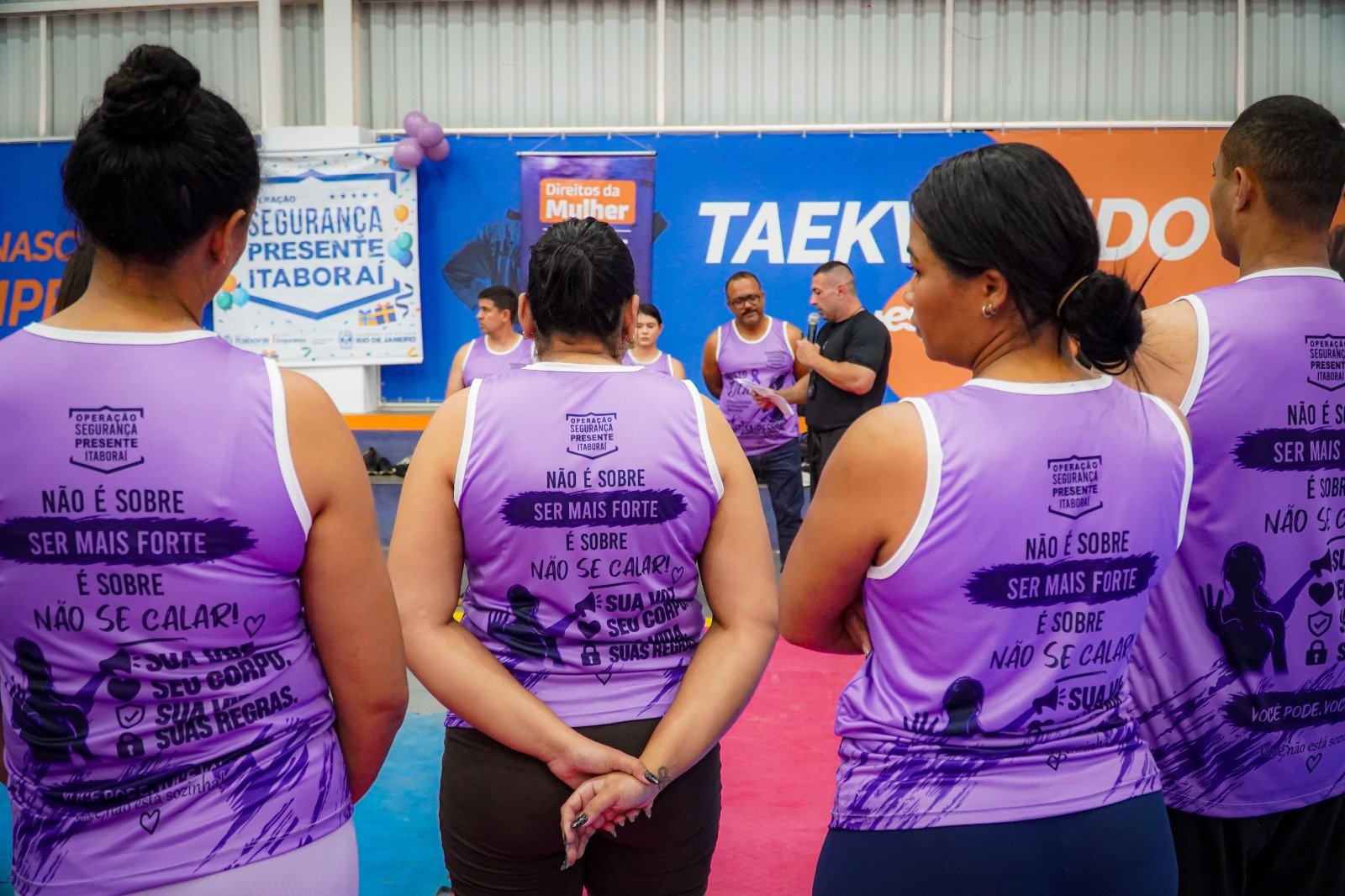 Itaboraí reúne mulheres em aulão de defesa pessoal no Agosto Lilás