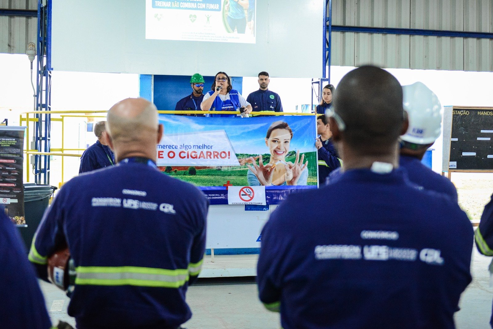 Itaboraí faz ação sobre impactos do cigarro na saúde e no orçamento