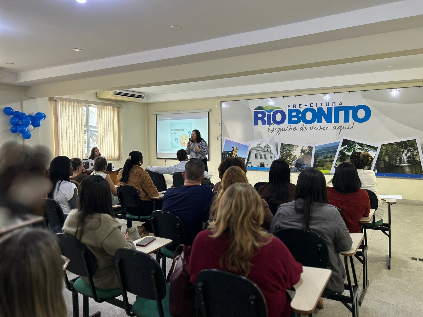 Rio Bonito reúne profissionais para fortalecer atendimento domiciliar