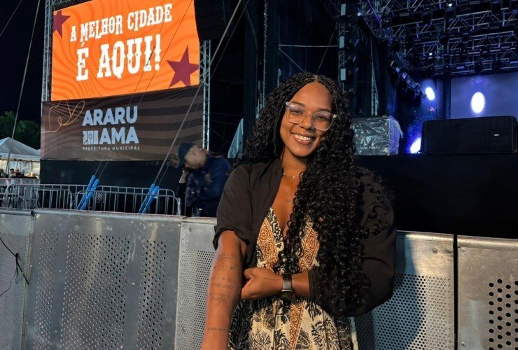 Fãs acompanham show do Sorriso Maroto na Expo Agro Araruama 2026