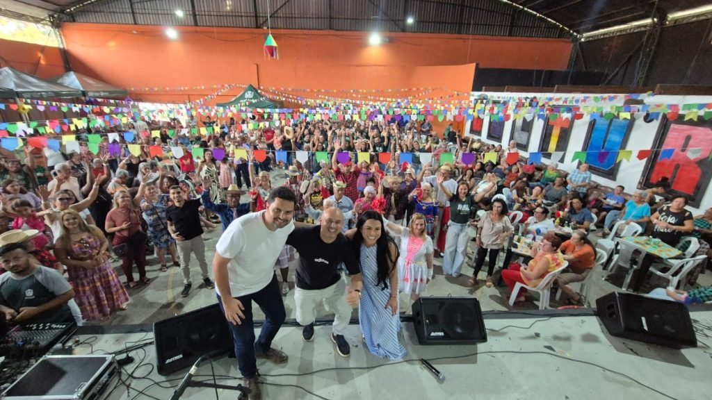 Festa da Melhor Idade reúne mais de 700 pessoas em Itatiaia