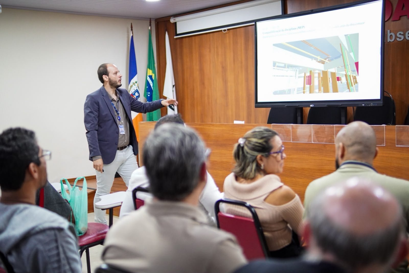 Itaboraí conclui curso de orçamento de obras públicas com cerca de 40 participantes