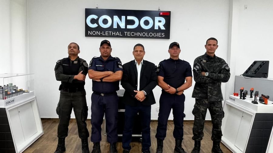 Guarda de Rio das Ostras forma instrutores em tecnologias não letais