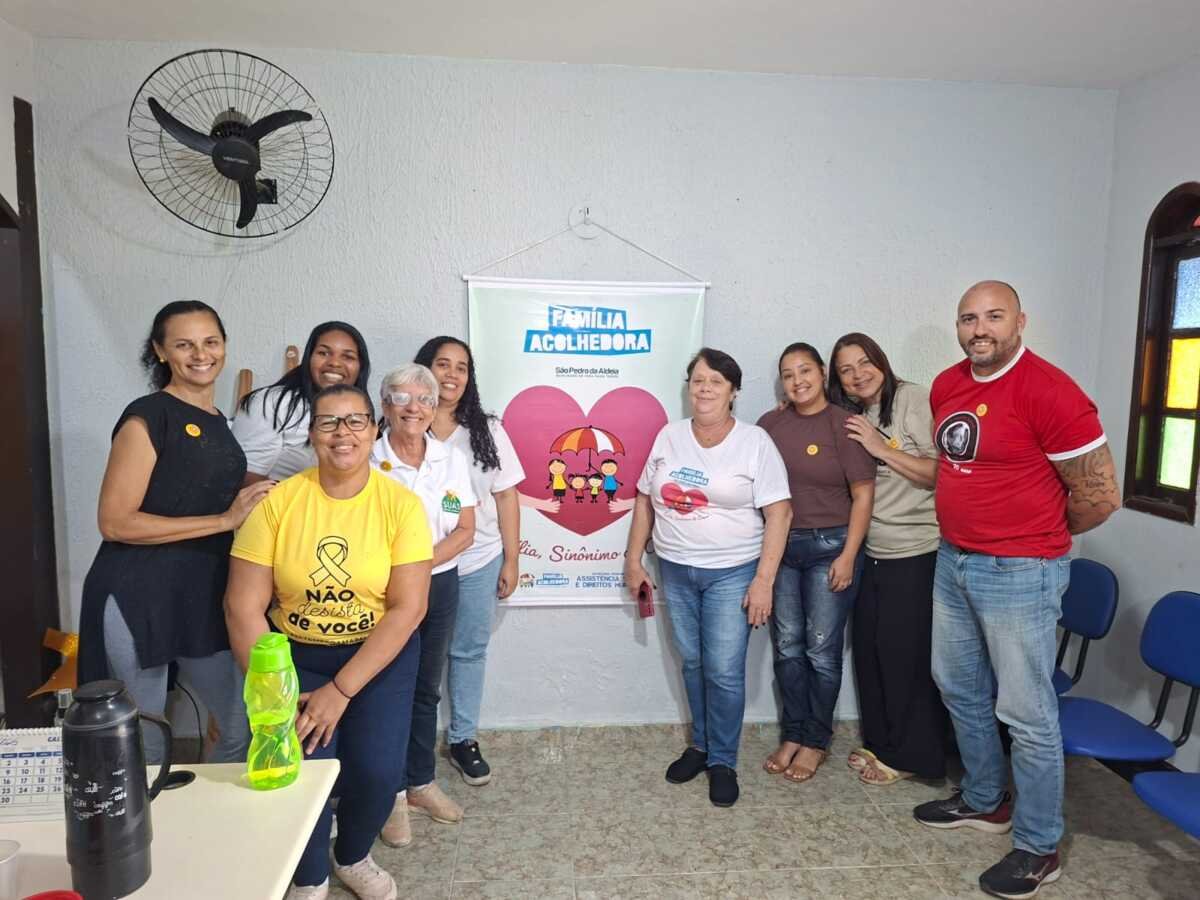 São Pedro da Aldeia capacita CRAS sobre Família Acolhedora