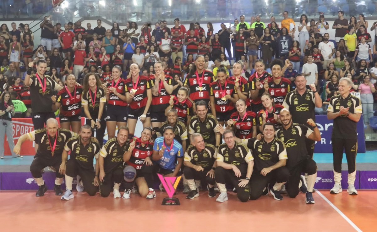 Flamengo vence de virada e conquista Copa Supervôlei Feminino em Niterói