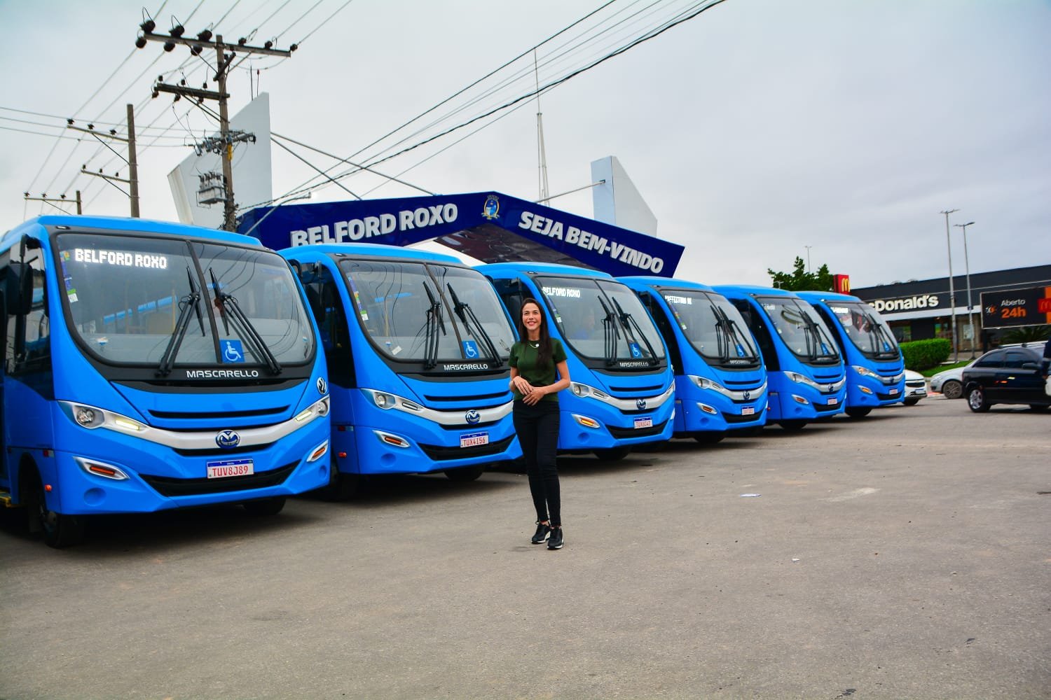 Belford Roxo entrega oito ônibus para a linha gratuita Jardim Gláucia–Centro