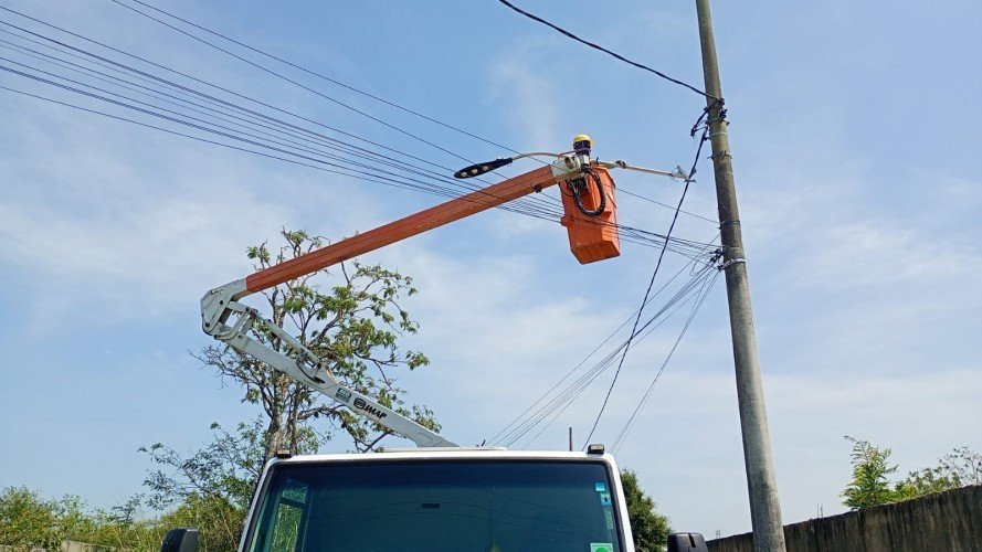 Araruama instala LED na Avenida Novo Horizonte; Iguabinha soma 2.886 lâmpadas