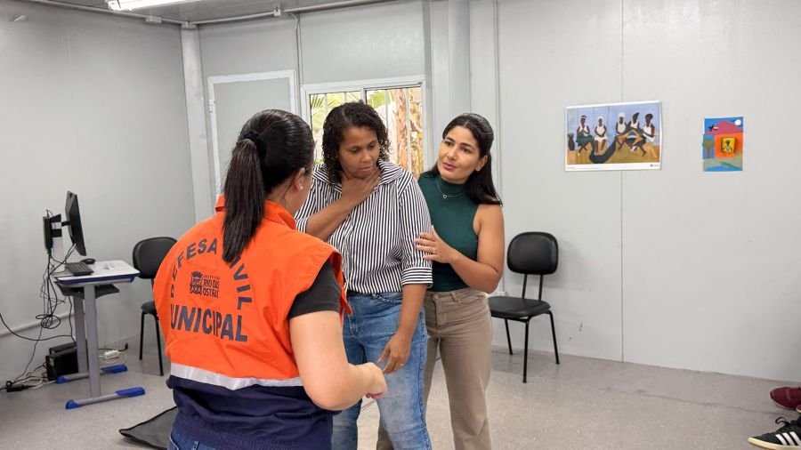 Rio das Ostras capacita cerca de 500 servidores para emergências na rede de ensino