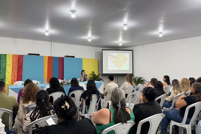 São Francisco de Itabapoana reúne profissionais para discutir políticas públicas LGBTQIA+