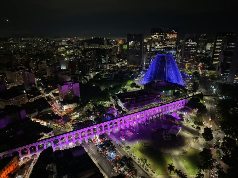Rio de Janeiro ganha iluminação permanente nos Arcos da Lapa