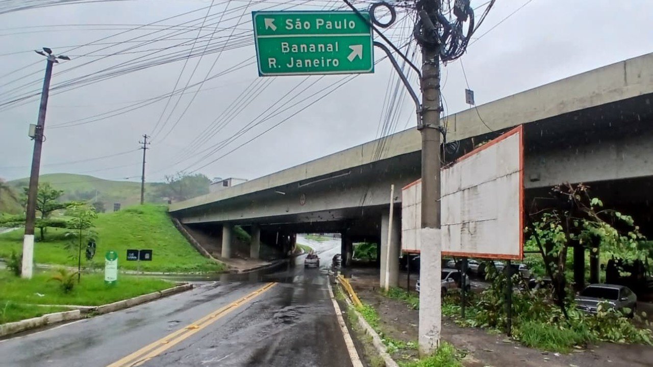 Barra Mansa terá interdição sob viaduto da Cotiara nesta segunda; veja os desvios