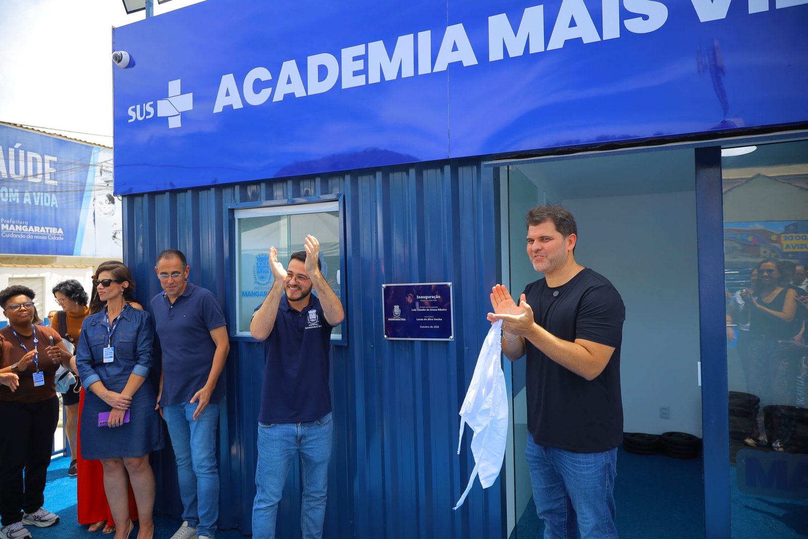 Mangaratiba inaugura academia com acompanhamento profissional na Praia do Saco