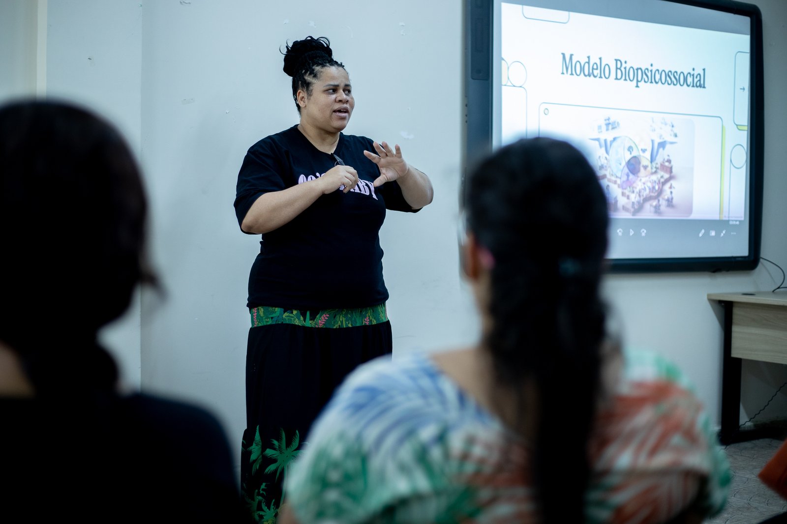 Maricá inicia capacitação de 50 participantes para atendimento a pessoas com deficiência